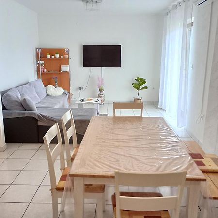 Apartman Duda Pula Bagian luar foto