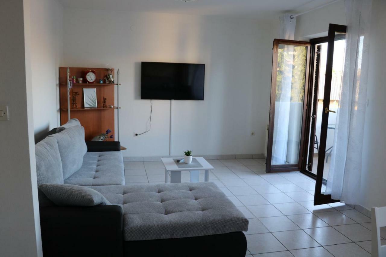 Apartman Duda Pula Bagian luar foto